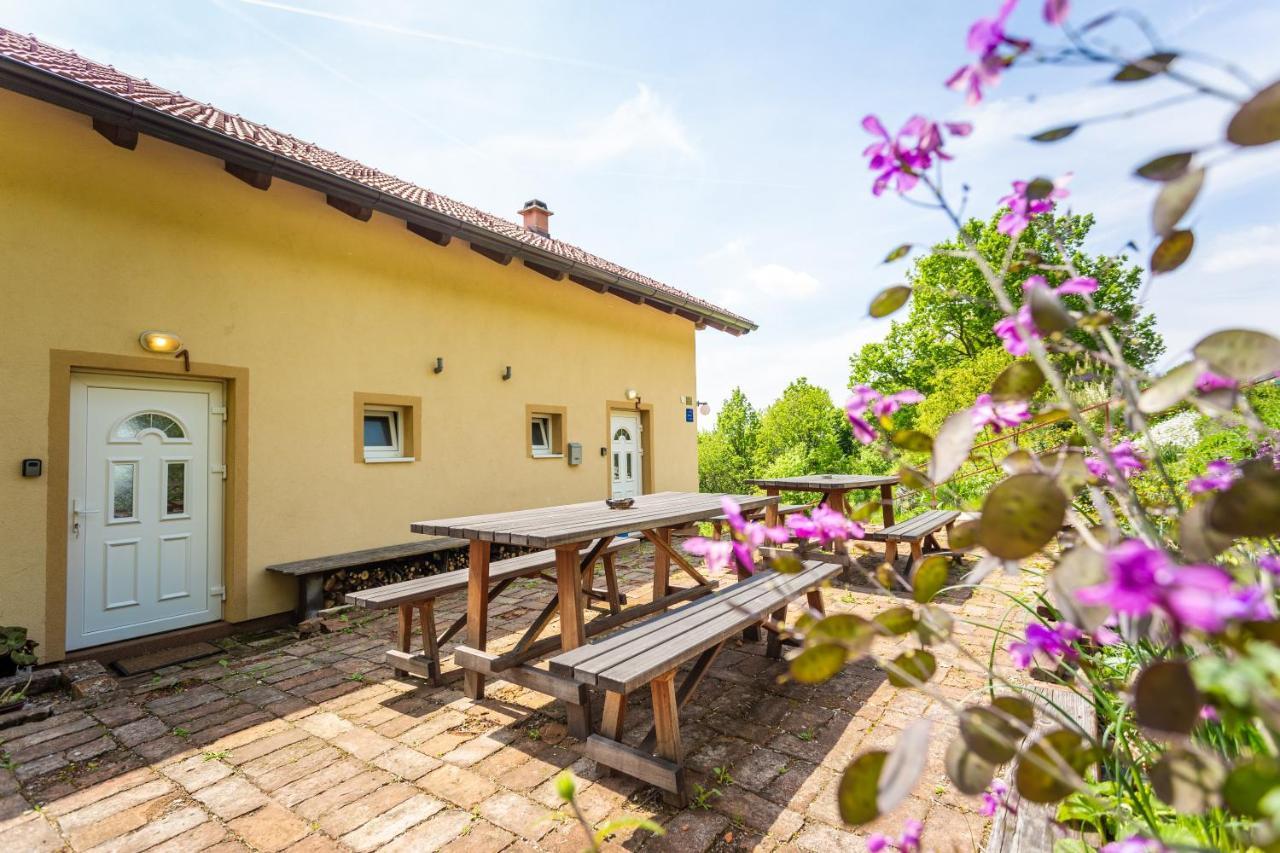 Apartmani Cerovecki Krapina Luaran gambar